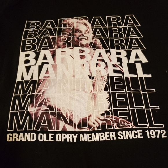 Barbara Mandrell size Medium black Tshirt.   In good condition - Picture 2 of 4